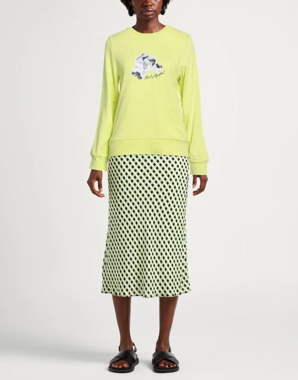 Duks – Karl Lagerfeld sa cvetnim motivom