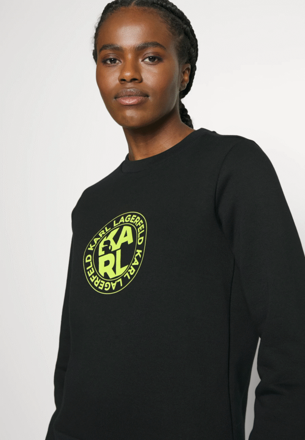 Duks – Karl Lagerfeld KARL Logo