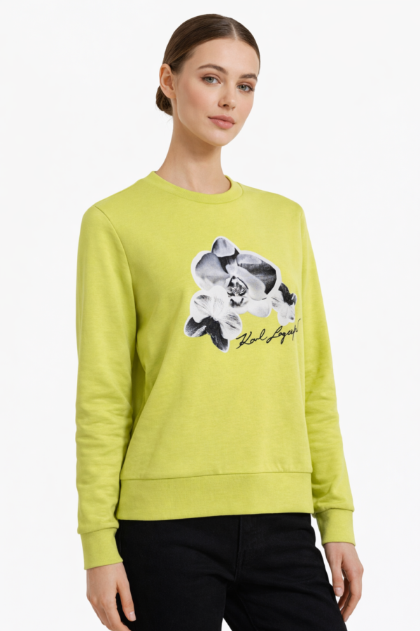 858e78e6-6aad-475a-b43a-76f17240651f Duks – Karl Lagerfeld sa cvetnim motivom