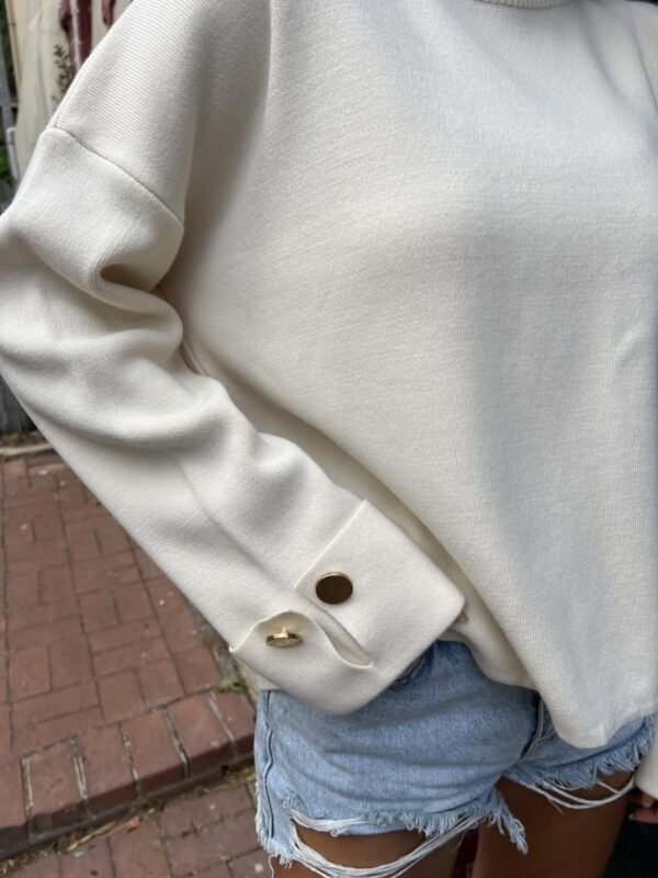 1562-natural love-1990-u5 (1) Džemper – Natural Love svetlo bez