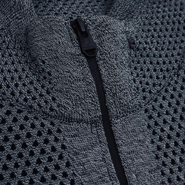 Duks – Vipstendo – teget sa rajsferšlusom