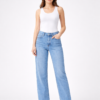 Farmerice – MARLIX – Mom fit svetlo plava