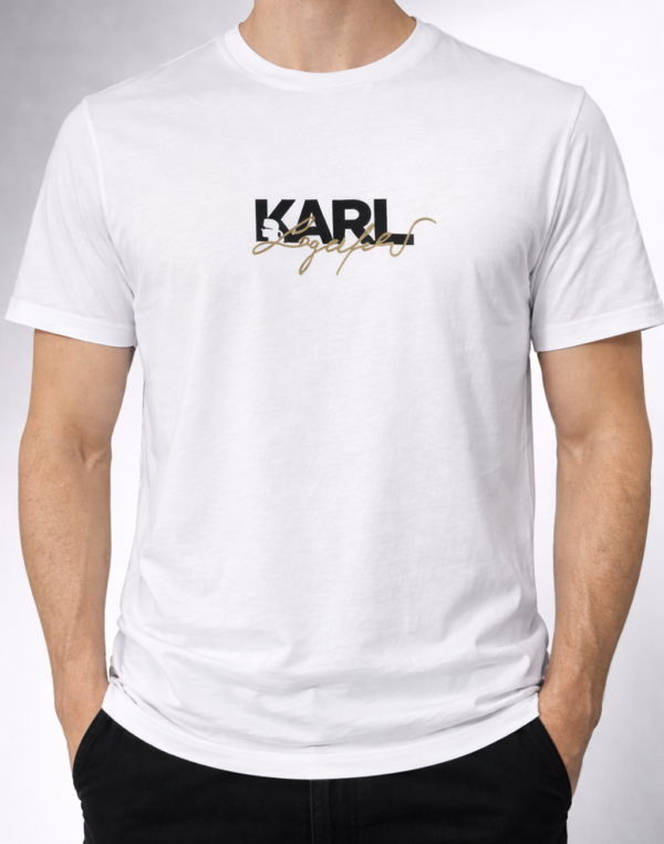 1213_karllagerfeld_6.090_XLx2,XXL_100%pamuk (2) Majica – Karl Lagerfeld – Bela sa crno zlatnim logoom