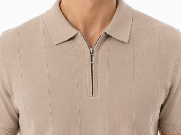 1641_vipstendo_m,l,xl,xxl_3090_50%pamuk 25%viskoza 25% poliamid (1) Muška pletena polo majica – VIP Stendo – svetlobež