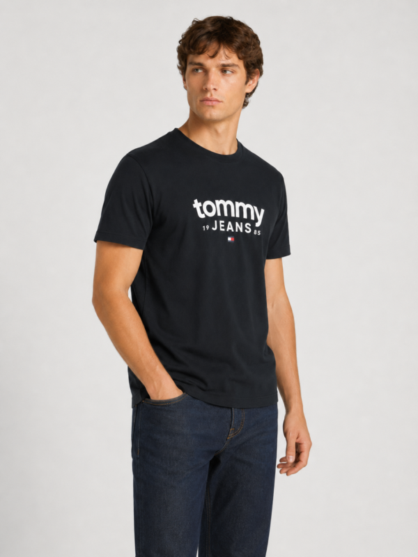 Muška majica – Tommy Jeans – crna sa logo natpisom