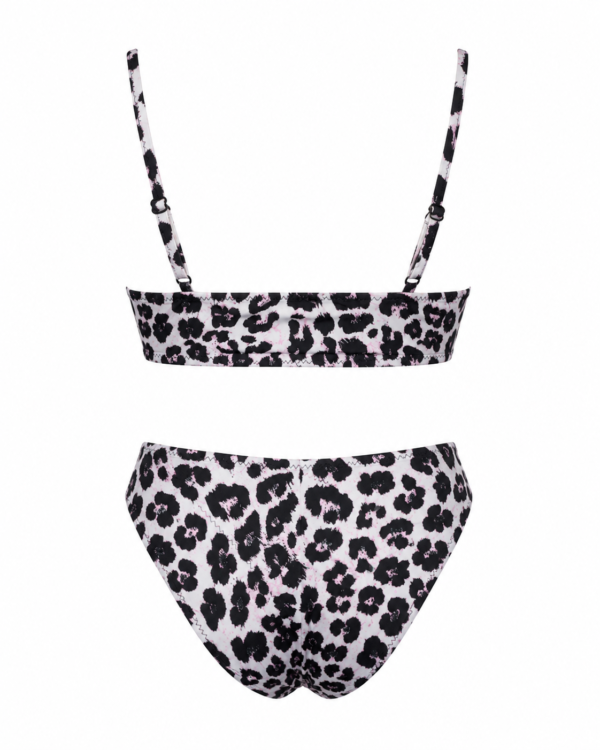 1735_ 2190_88%poliester 12%spandex_ 42x3,44x3,46x3,48x3 (4) Ženski trodelni kupaći kostim sa maramom – animal print